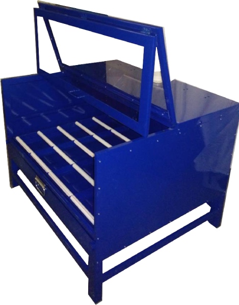 Аккумуляторный шкаф-стеллаж для четырех АКБ Комета-с ЗУ-3М-4